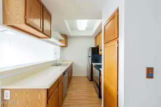 Photo #3: 6445173 Listing