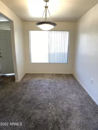 Photo #4: 6445284 Listing