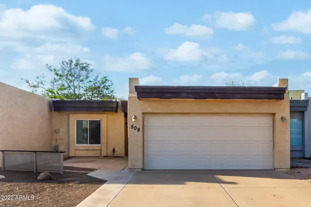 MLS: 6445321 Condo For Sale