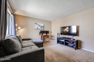 Photo #2: 6445324 Listing