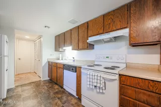 Photo #6: 6445324 Listing