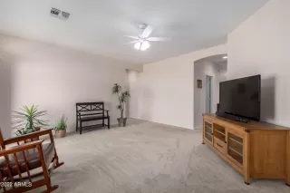 Photo #6: 6445343 Listing