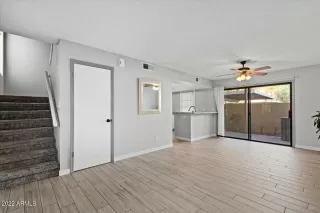 Photo #5: 6445377 Listing