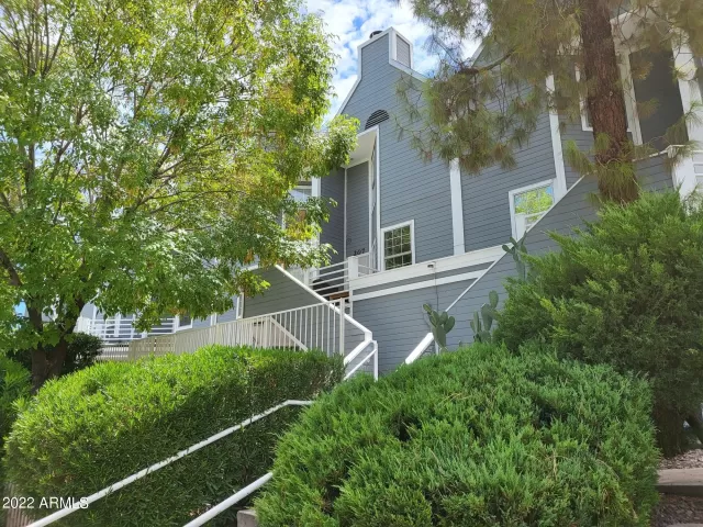 MLS: 6445606 Condo For Sale