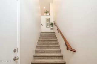 Photo #5: 6445631 Listing