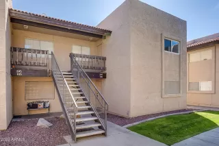 Photo #4: 6445714 Listing