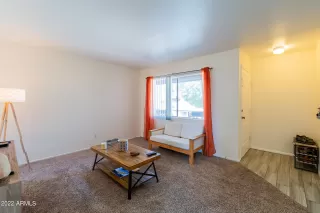 Photo #6: 6445714 Listing