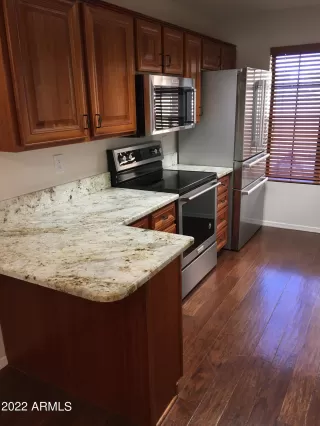 Photo #2: 6445790 Listing