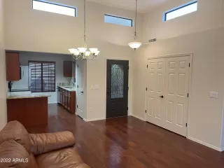 Photo #5: 6445790 Listing