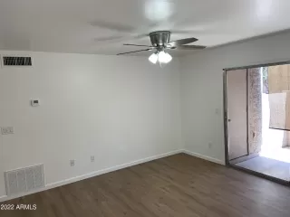 Photo #3: 6446177 Listing