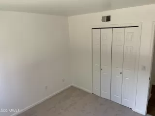 Photo #6: 6446177 Listing