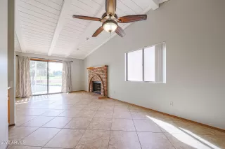 Photo #3: 6446196 Listing