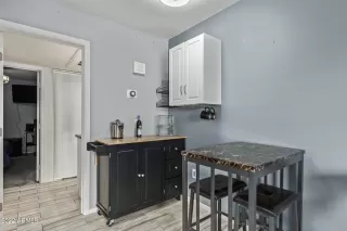 Photo #4: 6446239 Listing 