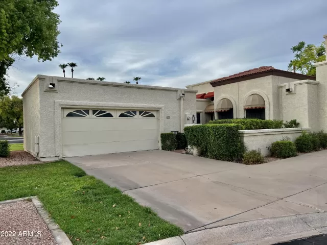 MLS: 6446253 Condo For Sale