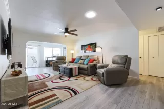 Photo #2: 6446285 Listing