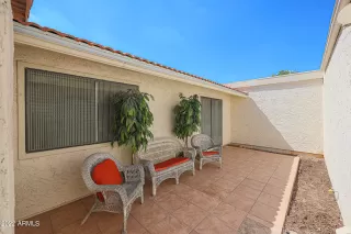 Photo #4: 6446589 Listing