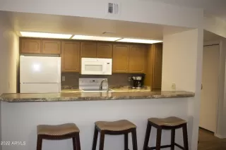 Photo #2: 6446635 Listing