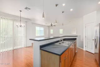 Photo #3: 6447067 Listing 