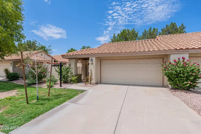 MLS: 6447128 Condo For Sale