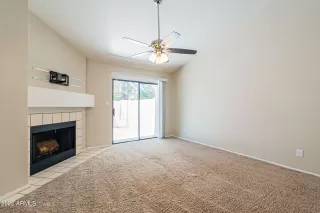 Photo #6: 6447128 Listing