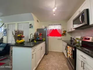 Photo #2: 6447350 Listing