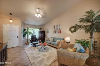 Photo #4: 6447397 Listing 