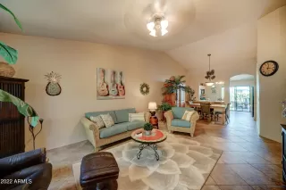 Photo #6: 6447397 Listing 