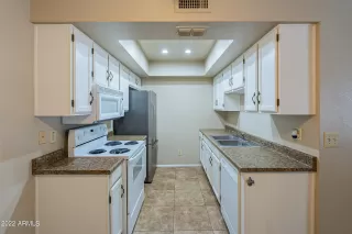 Photo #3: 6447598 Listing