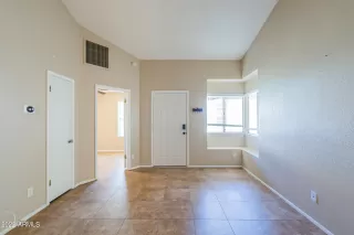 Photo #4: 6447598 Listing