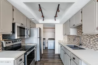 Photo #3: 6447770 Listing