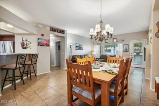 Photo #3: 6447806 Listing