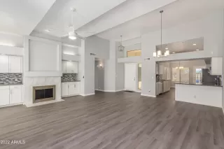 Photo #4: 6448612 Listing