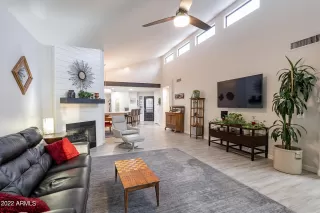 Photo #1: 6448626 Listing 