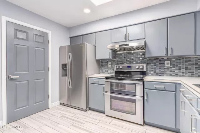 MLS: 6448894 Condo For Sale