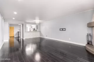 Photo #6: 6448894 Listing