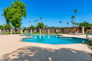 Photo #2: 6449040 Listing 