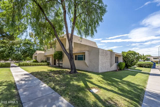 MLS: 6449268 Condo For Sale