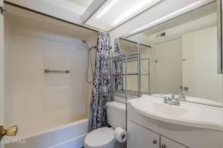 Photo #5: 6449268 Listing