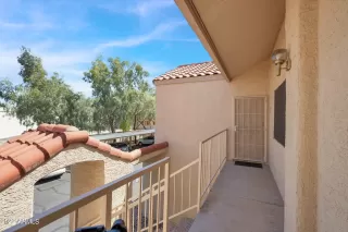 Photo #3: 6449330 Listing