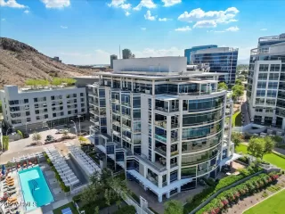 Photo #2: 6449363 Listing 