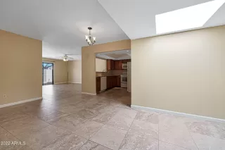 Photo #5: 6449397 Listing 