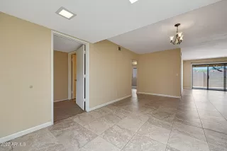 Photo #6: 6449397 Listing 