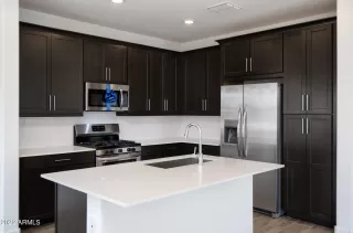 Photo #1: 6449726 Listing 