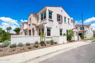 Photo #5: 6449726 Listing 