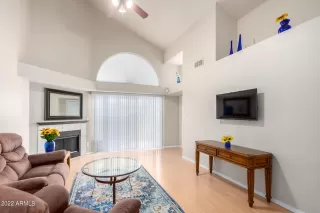 Photo #2: 6449897 Listing