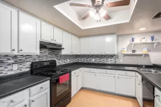 Photo #6: 6449897 Listing