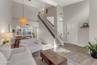 Photo #2: 6449992 Listing