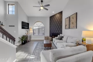 Photo #3: 6449992 Listing