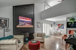 Photo #2: 6449998 Listing