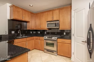 Photo #4: 6450009 Listing 